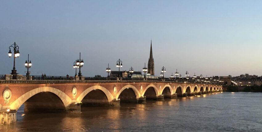 Bordeaux Mérignac: yksityisen suihkukoneen vuokraus 