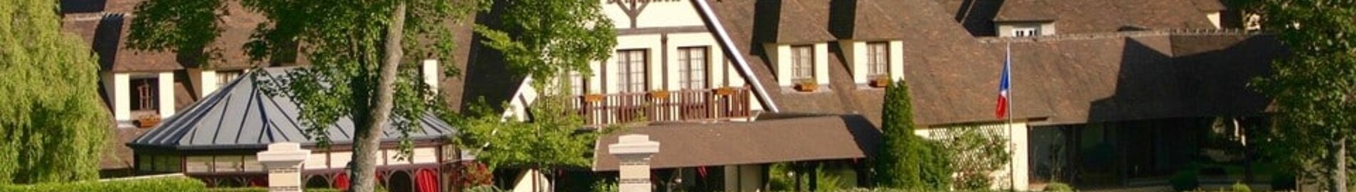 Hostellerie La Briqueterie Epernay Champagne gourmet-seikkailu helikopterilla