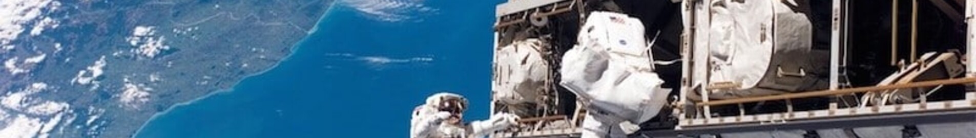 Lennä maapallon yllä suorana lähetyksenä ISS-avaruusasemalta käsin