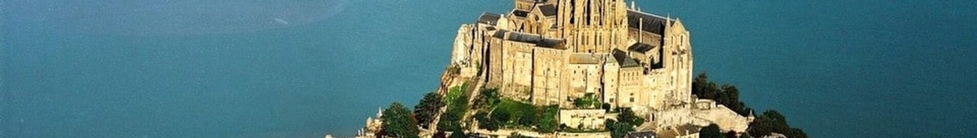 Yksityisen suihkukoneen vuokraus Granville Mont Saint Michel lentopaikka