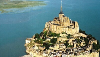 Yksityisen suihkukoneen vuokraus Granville Mont Saint Michel lentopaikka