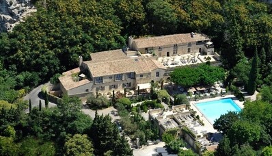 Vuokraa helikopteri L’oustau de Baumanière Les Baux-De-Provence kohteessa Les Baux-De-Provence