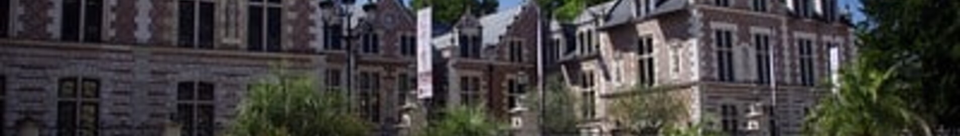 Orléans Saint-Denis-de-l'Hôtel : yksityisen suihkukoneen vuokraus 