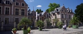 Orléans Saint-Denis-de-l'Hôtel : yksityisen suihkukoneen vuokraus 