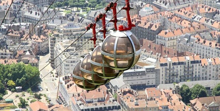 Grenoble Isère : yksityisen suihkukoneen vuokraus 