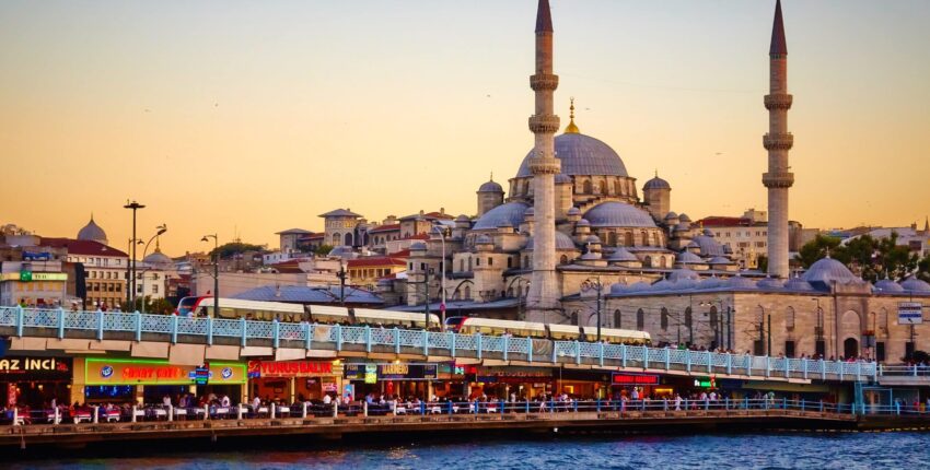 Lontoo - Istanbul : yksityisen suihkukoneen vuokraus