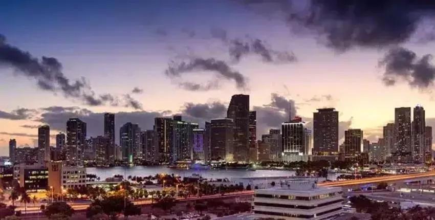 Miami : yksityisen suihkukoneen vuokraus 