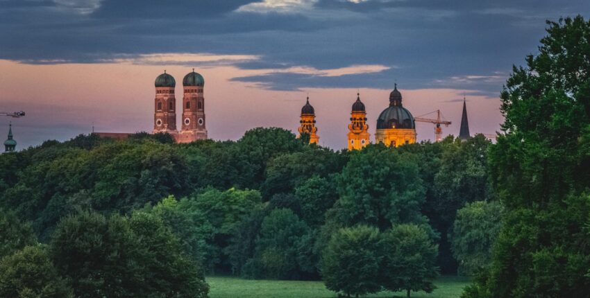 München Munchen: yksityisen suihkukoneen vuokraus 