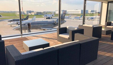 FBO (Fixed Base Operator): Kaikki mitä sinun tarvitsee tietää liikesuihkukoneiden yksityisistä terminaaleista