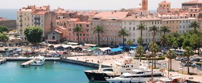 Ajaccio-Napoléon-Bonaparte: yksityisen suihkukoneen vuokraus 