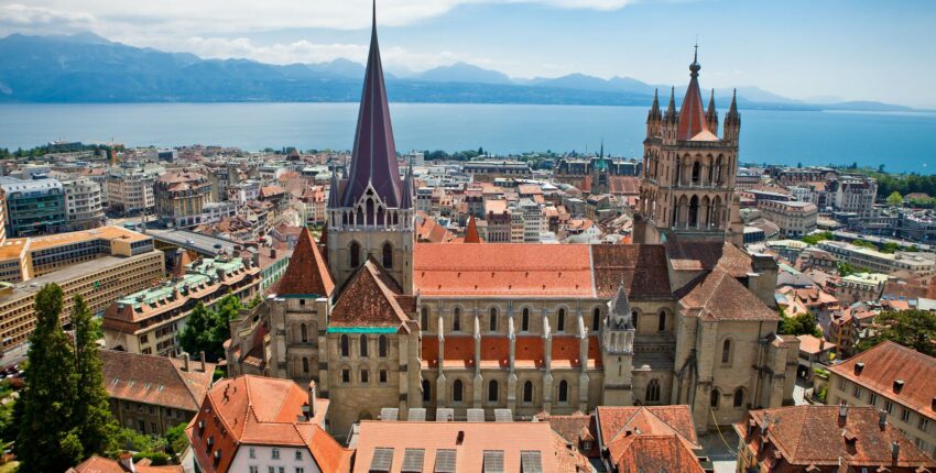 Lausanne : yksityisen suihkukoneen vuokraus 