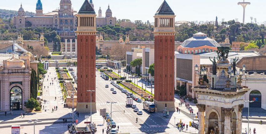Pariisi - Barcelona: yksityisen suihkukoneen vuokraus 