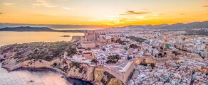 Napoli - Ibiza: yksityisen suihkukoneen vuokraus