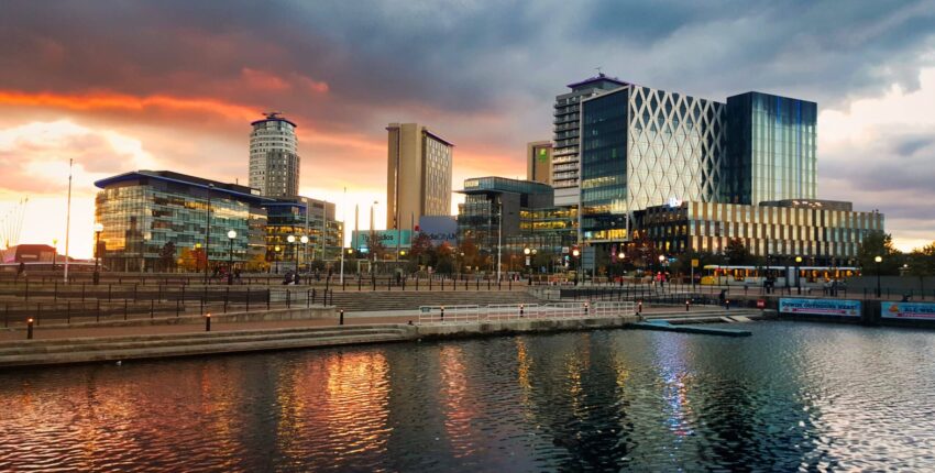 Manchester : yksityisen suihkukoneen vuokraus 