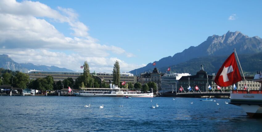 Zürich : yksityisen suihkukoneen vuokraus 
