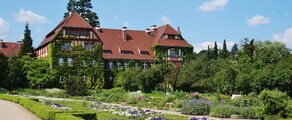 Dahlem Dahlemer Binz : yksityisen suihkukoneen vuokraus 