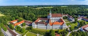Furstenfeldbruc : yksityisen suihkukoneen vuokraus 