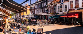 Groningen Eelde : yksityinen suihkukonepaikka 