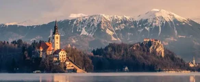 Slovenia: Yksityisen suihkukoneen vuokraus