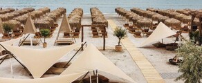 Yksityinen suihkukone ja helikopteri charter Mamaia