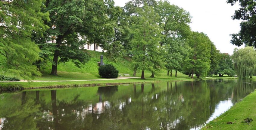 Yksityisen suihkukoneen vuokraus Celle lentopaikalla