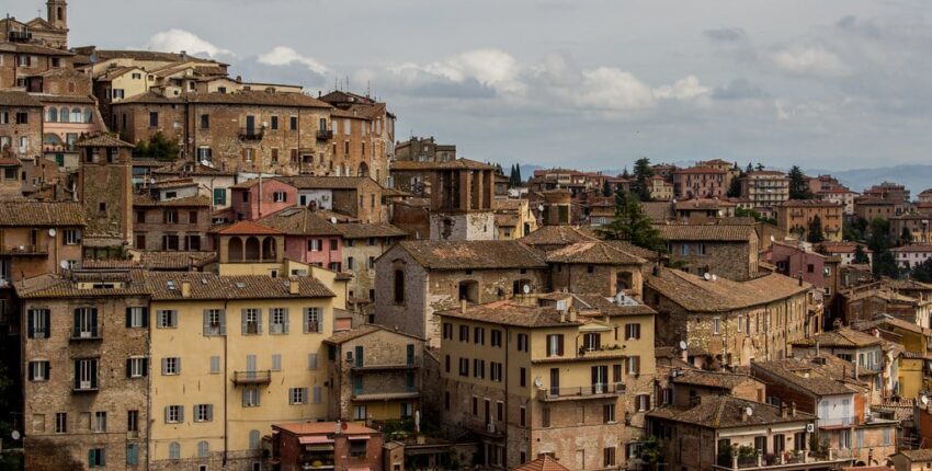 Perugia-Sant'Egidio : Yksityisen suihkukoneen vuokraus