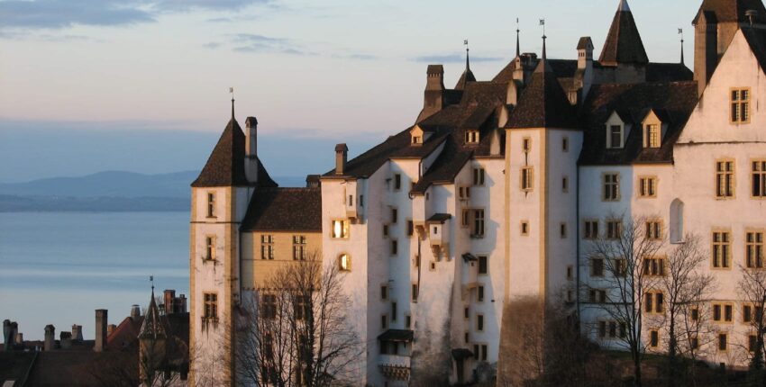 Yksityinen suihkukoneen vuokraus Neuchâtel 