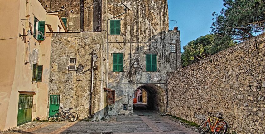Yksityinen suihkukoneen vuokraus Villanova D'Albenga 