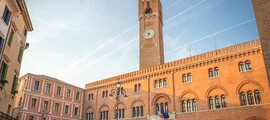 Lamezia Terme: yksityisen suihkukoneen vuokraus 