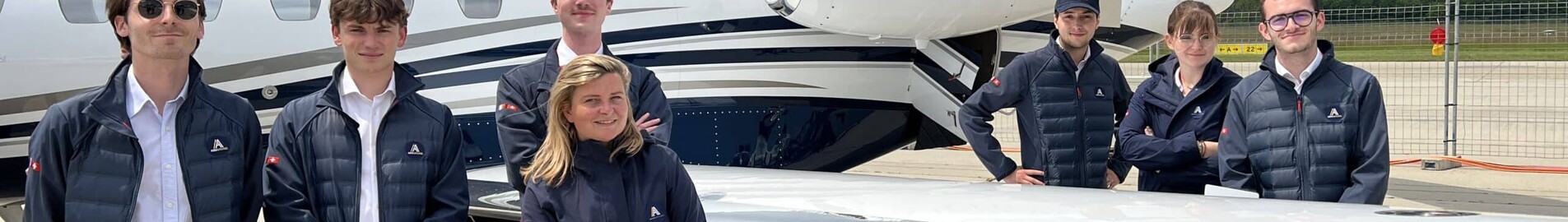 Mitä eroja on AEROAFFAIRES kaltaisen lentoyhtiöiden välittäjän ja liikelentotoiminnan harjoittajan välillä?