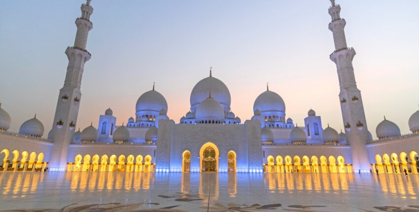 Pariisi - Abu Dhabi : yksityisen suihkukoneen vuokraus 
