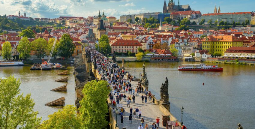 Salzburg - Praha : yksityisen suihkukoneen vuokraus 