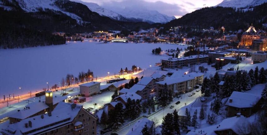 Saint-Tropez - Saint-Moritz Samedan : yksityisen suihkukoneen vuokraus