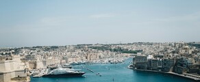Hampuri - Valletta : yksityisen suihkukoneen vuokraus