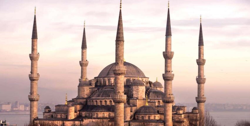 Istanbul Ataturk : yksityinen suihkukonepaikka