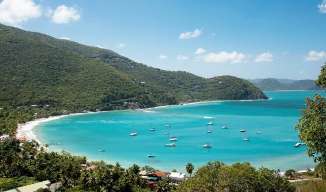 Saint-Thomas - Tortola: helikopterikuljetus